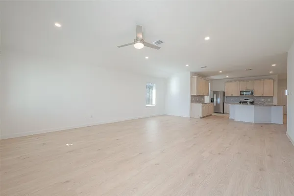 $2,500 | 4303 Whitefish Lane, Katy, TX 77494