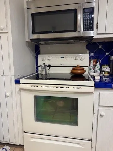 $1,700 | 2750 Northeast 183rd Street, Unit 1012, Aventura, FL 33160