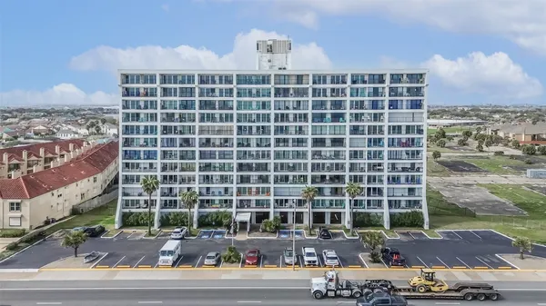 $335,000 | 7310 Seawall Boulevard, Unit 705, Galveston, TX 77551