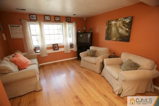 18 Venus Road Old Bridge, NJ 08879 - Photo 5 of 24 Gallery Image 5