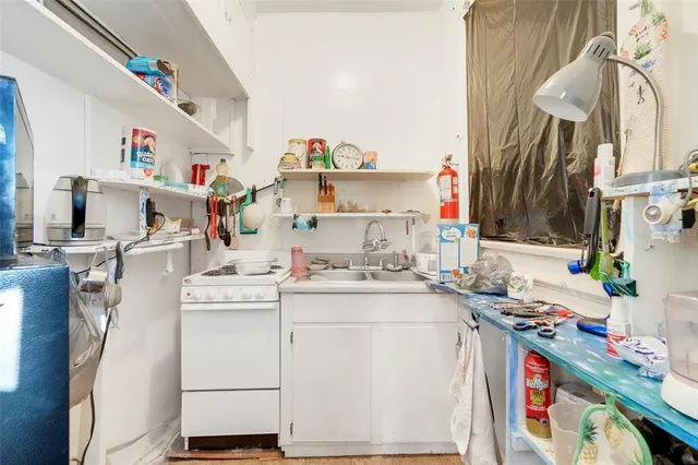 $420,000 | 225 North Sans Souci Avenue, Deland, FL 32720