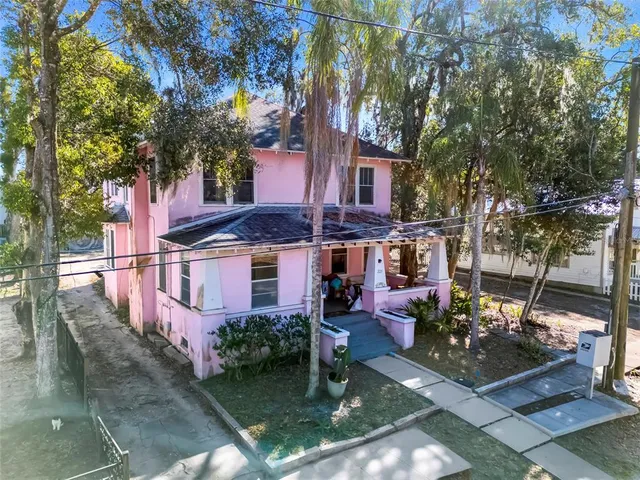 $420,000 | 225 North Sans Souci Avenue, Deland, FL 32720