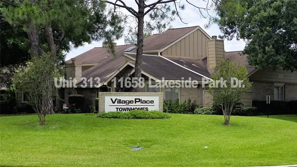 $2,000 | 11658 Lakeside Park Drive, Unit 313, Houston, TX 77077