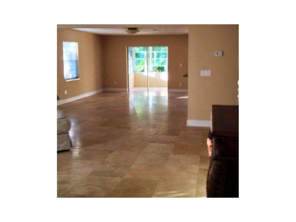 715 Banyan Road Vero Beach, FL 32963 - Photo 6 of 21 Gallery Image 6