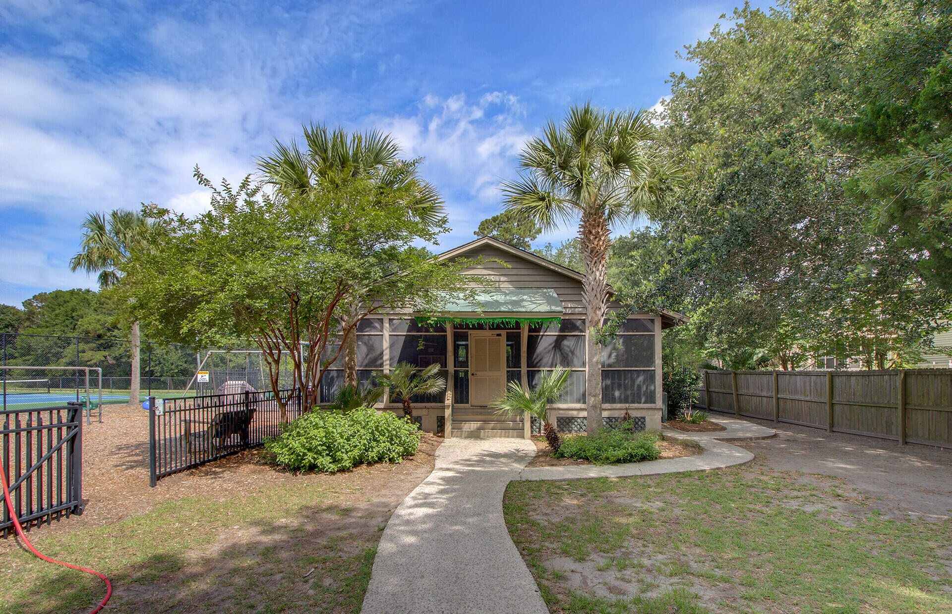 1440 Oak Landing Road Mount Pleasant, SC 29464 - Photo 45 of 51 45_2 (1)_mls