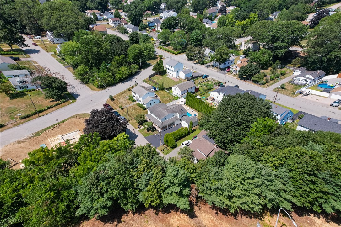 65 Seamans Street Woonsocket, RI 02895 - Photo 8 of 27 Gallery Image 8