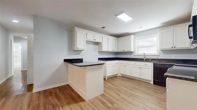 $1,395 | 2620 West Washington Street, Denison, TX 75020