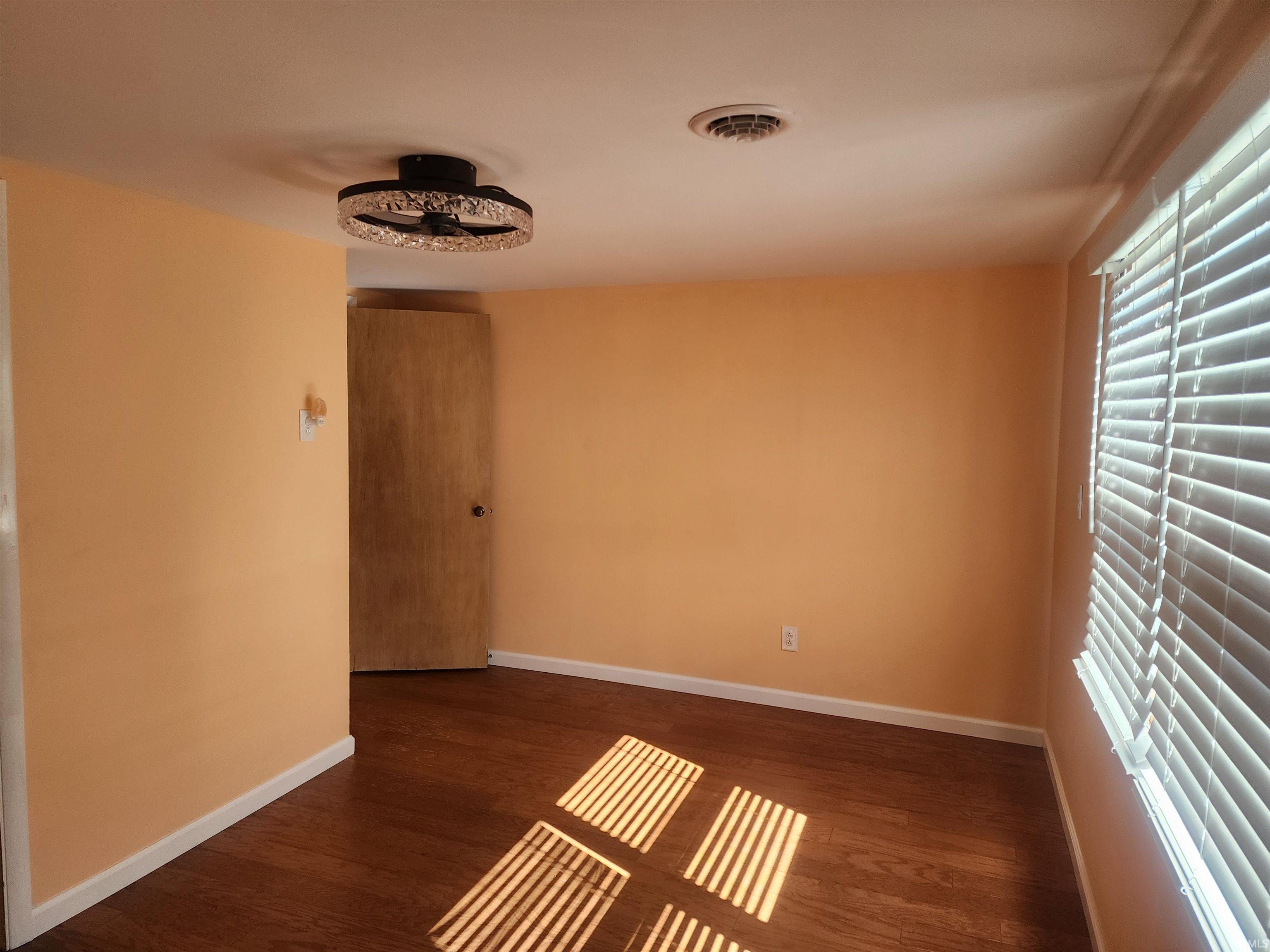 3518 South Valley Avenue Marion, IN 46953 - Photo 15 of 35