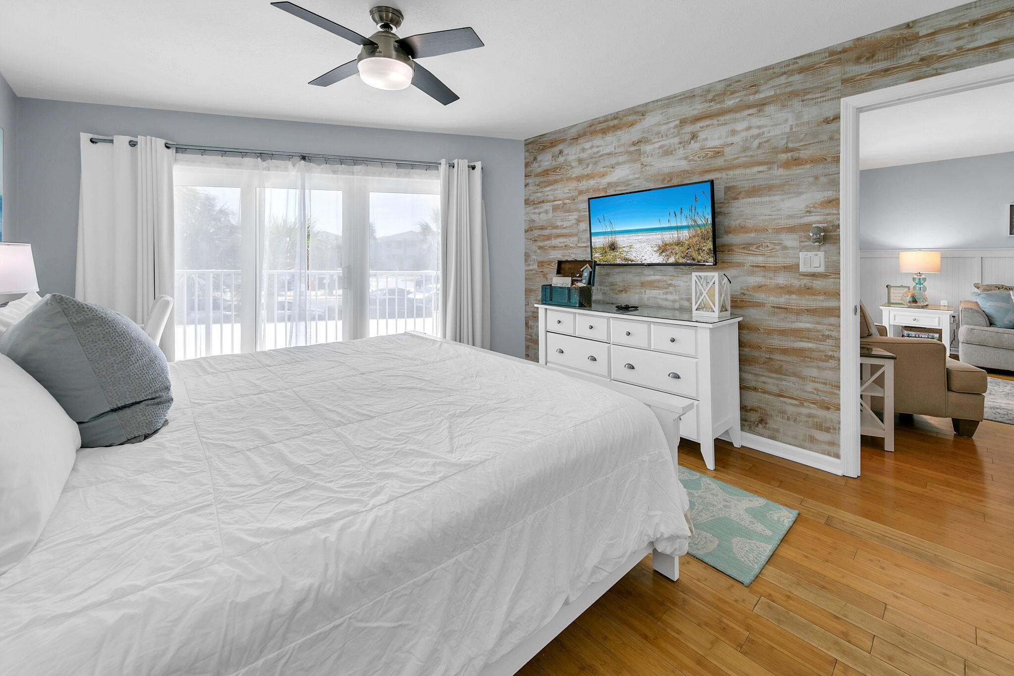 895 Santa Rosa Boulevard, Unit 206 Fort Walton Beach, FL 32548 - Photo 8 of 41 28-web-or-mls-024-024-1J0A2143-4200x2800