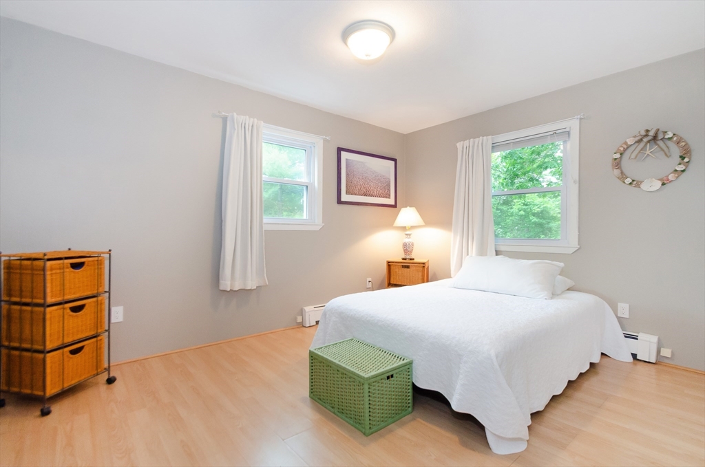 4 Wilson Street Wareham, MA 02571 - Photo 8 of 29