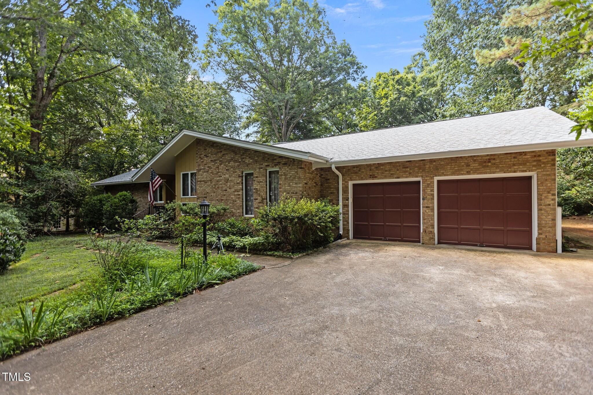 2836 Mattlyn Court Raleigh, NC 27613 - Photo 2 of 45 2