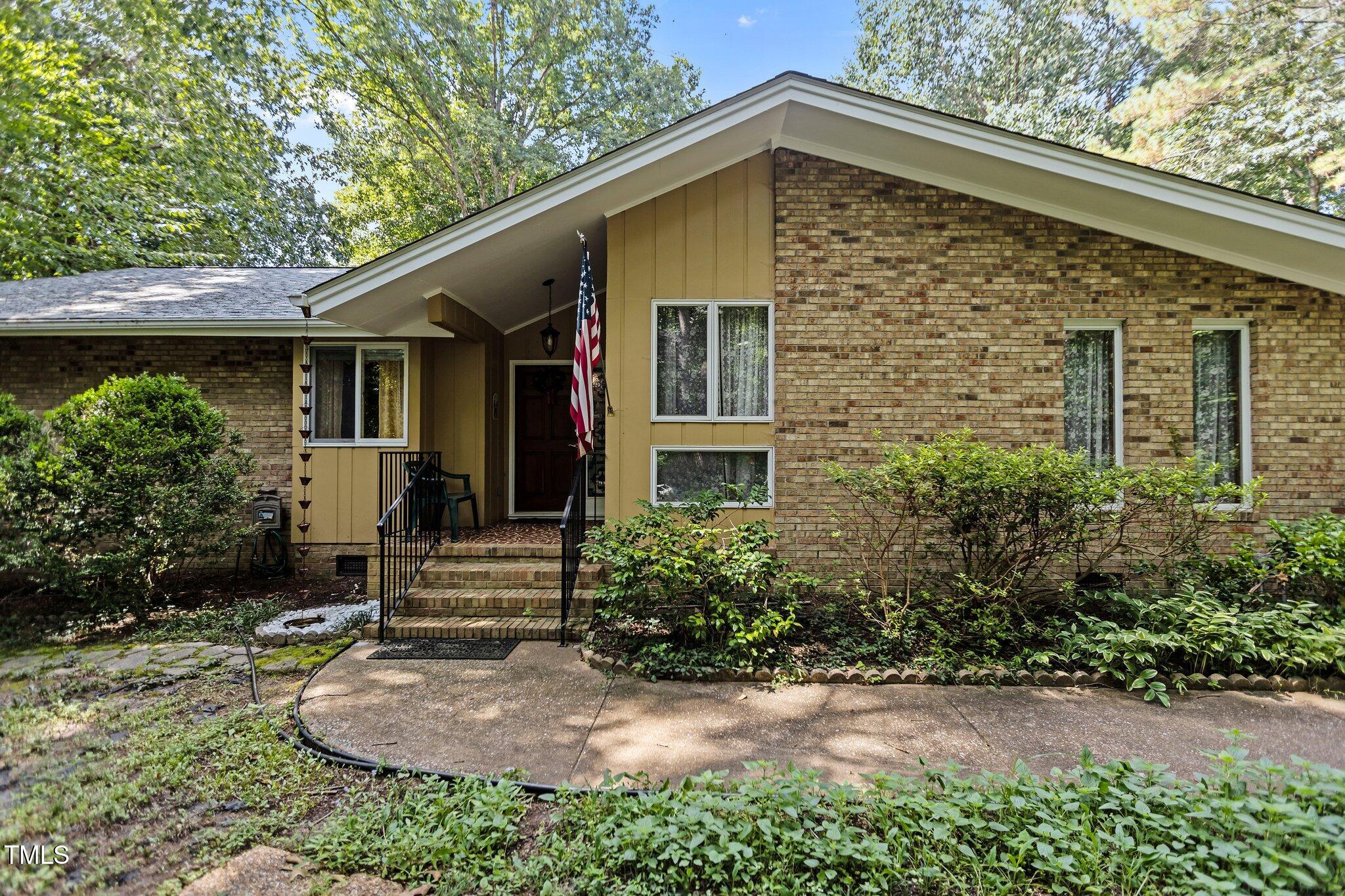 2836 Mattlyn Court Raleigh, NC 27613 - Photo 39 of 45 30