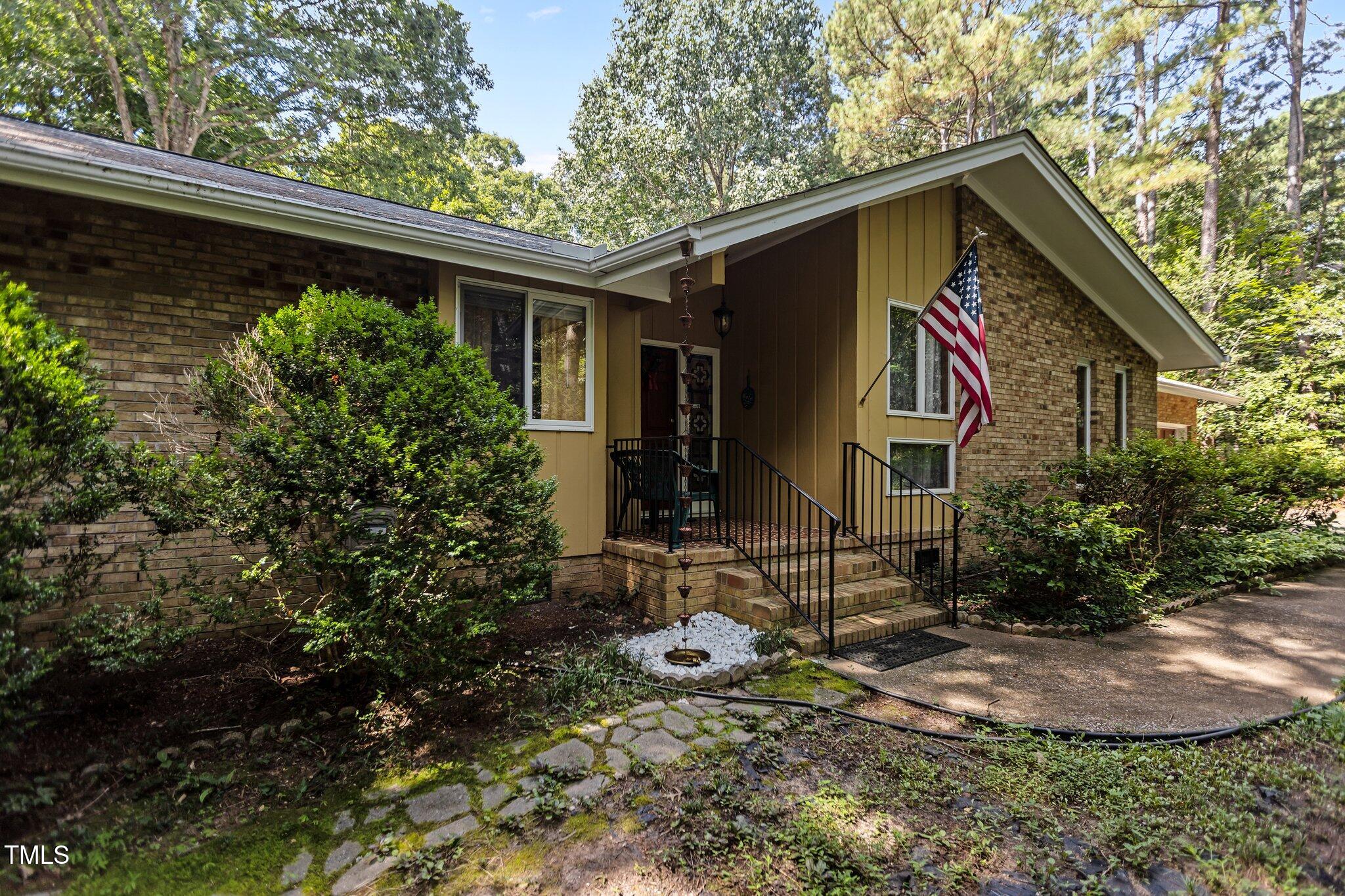 2836 Mattlyn Court Raleigh, NC 27613 - Photo 40 of 45 31