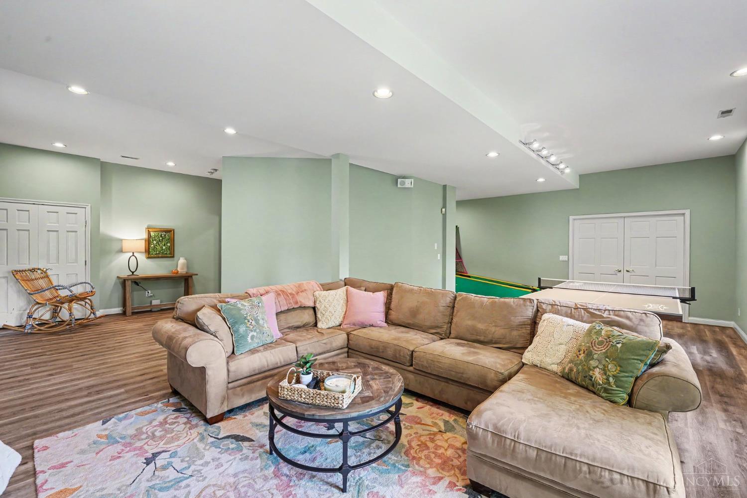 579 Ridgestone Cincinnati, OH 45255 - Photo 31 of 46 Gallery Image 31
