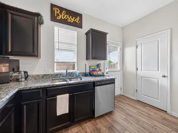 $215,000 | 109 Rainey Drive, Jarrell, TX 76537