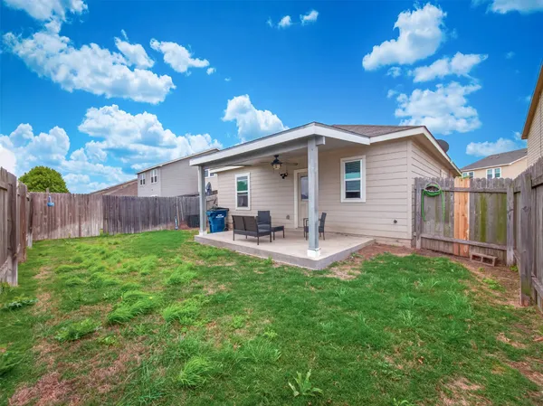 $215,000 | 109 Rainey Drive, Jarrell, TX 76537