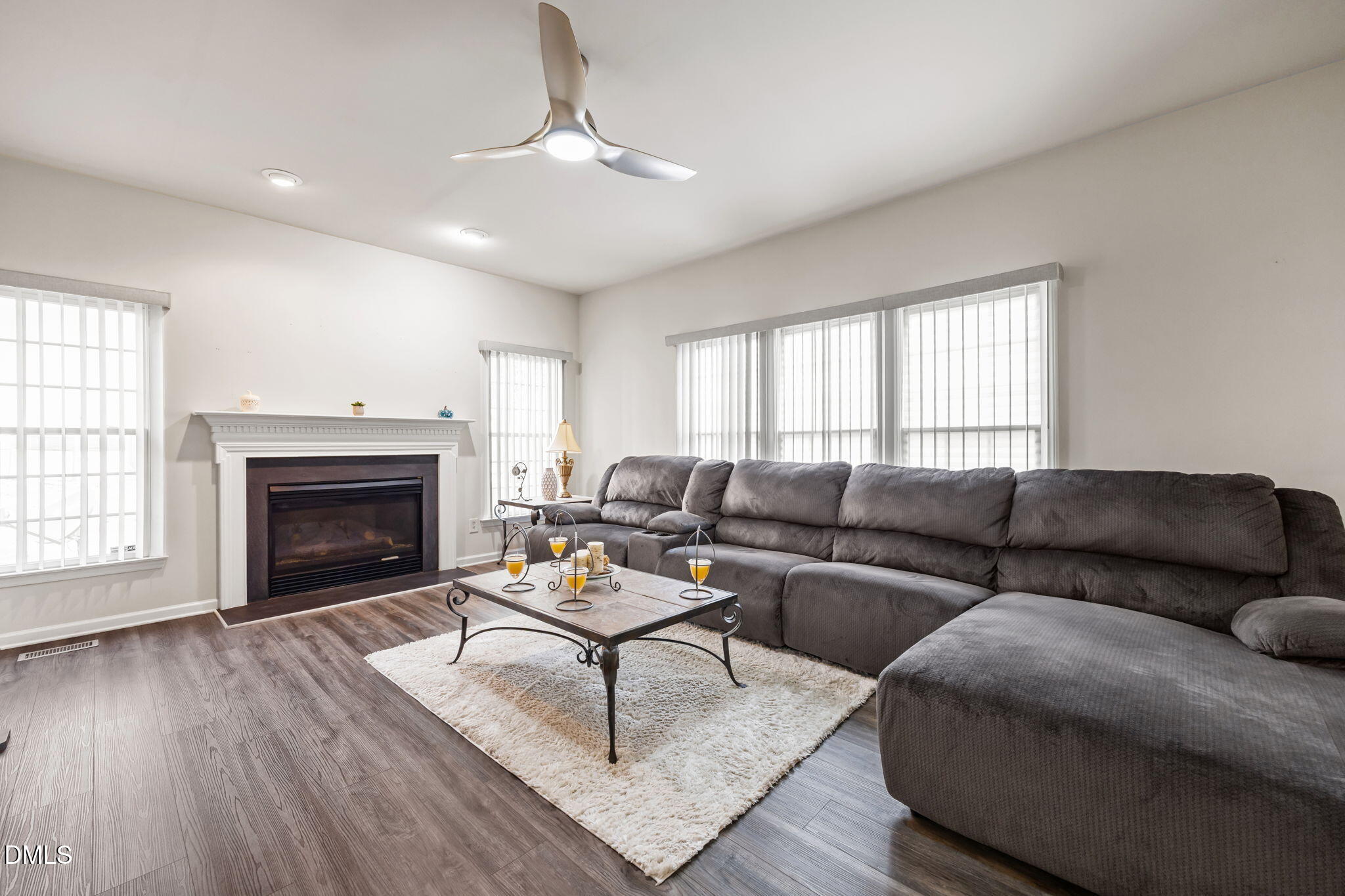 6 Upton Court Durham, NC 27713 - Photo 13 of 42 Family room