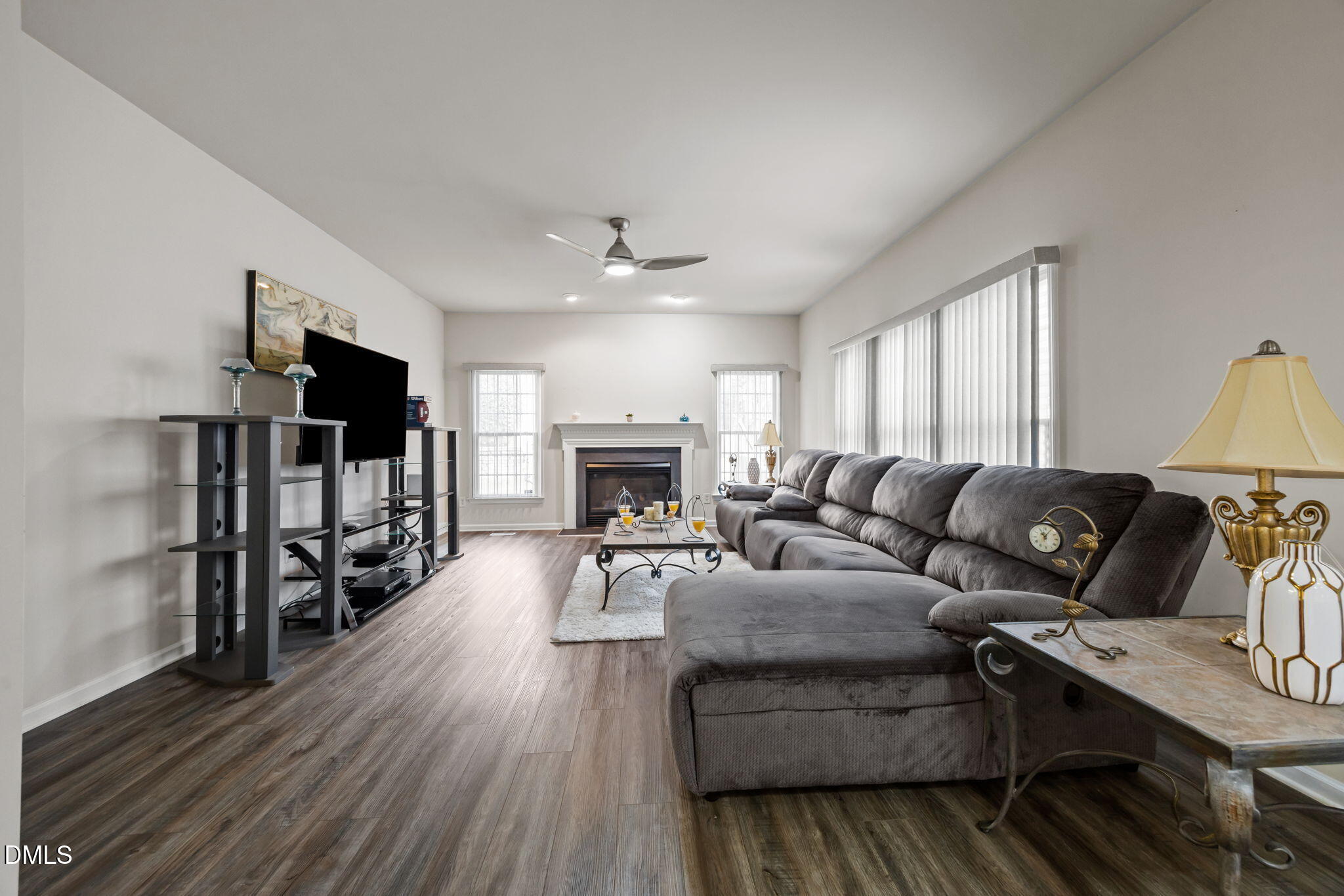 6 Upton Court Durham, NC 27713 - Photo 14 of 42 Family room