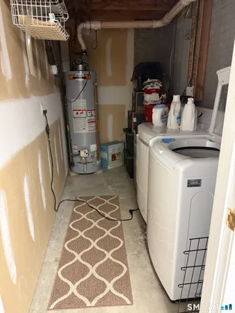 $2,550 | 68 Virginia Avenue, Unit 10, Danbury, CT 06810