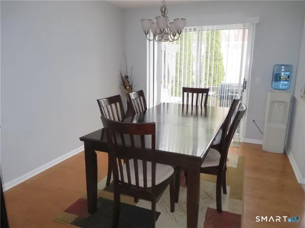 $2,550 | 68 Virginia Avenue, Unit 10, Danbury, CT 06810