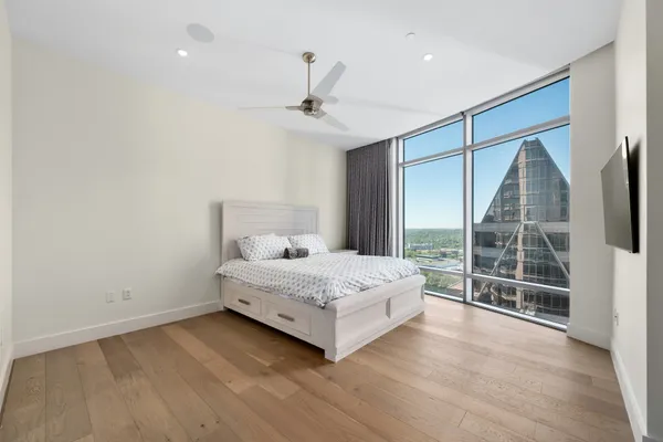 $1,700,000 | 200 Congress Avenue, Unit 26C, Austin, TX 78701