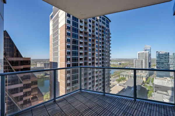 $1,700,000 | 200 Congress Avenue, Unit 26C, Austin, TX 78701
