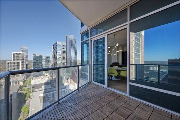 $1,700,000 | 200 Congress Avenue, Unit 26C, Austin, TX 78701