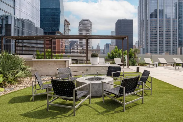 $1,700,000 | 200 Congress Avenue, Unit 26C, Austin, TX 78701