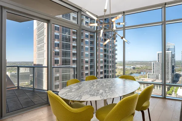 $1,700,000 | 200 Congress Avenue, Unit 26C, Austin, TX 78701