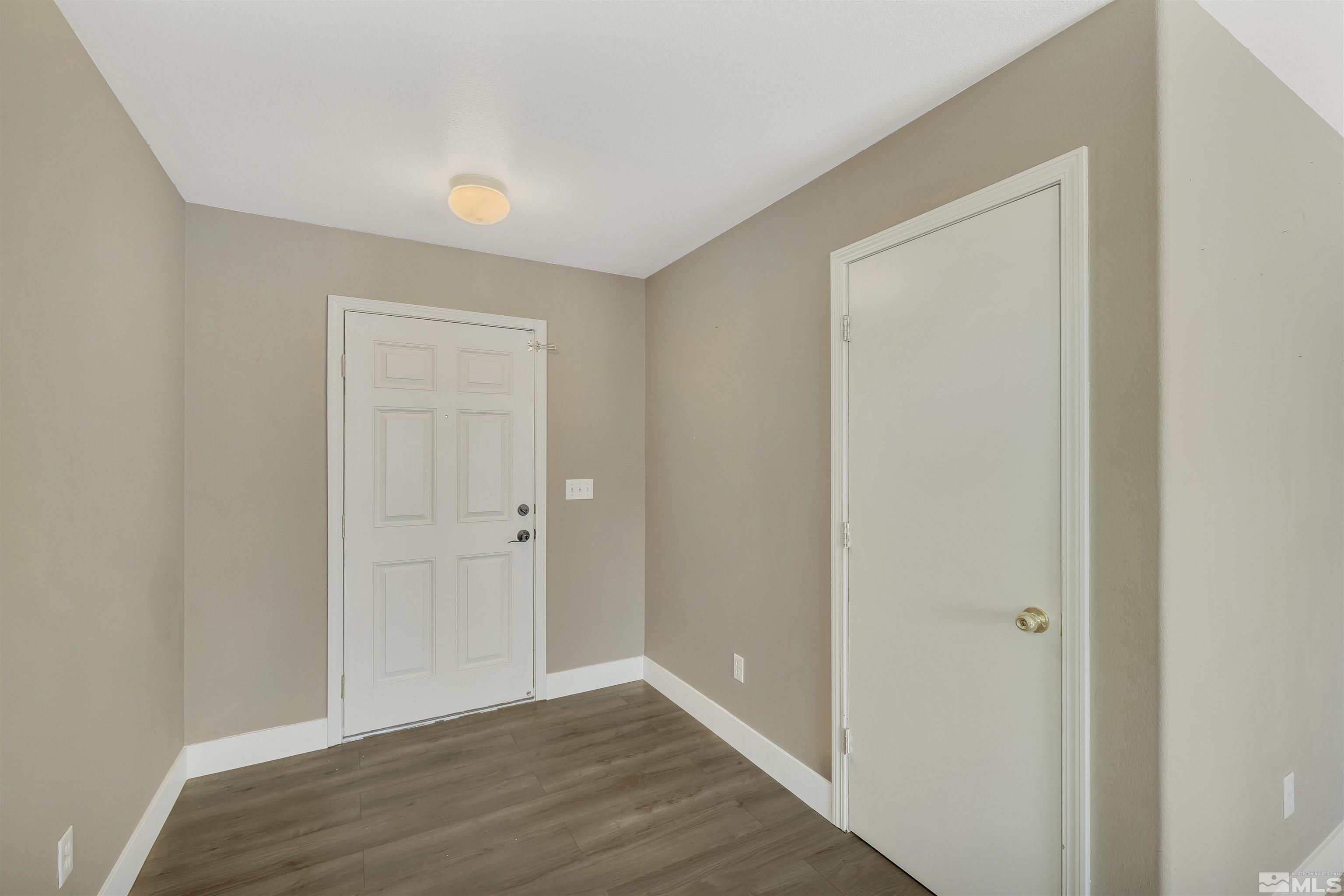 8956 Red Baron Boulevard Reno, NV 89506 - Photo 4 of 24 Photo 4