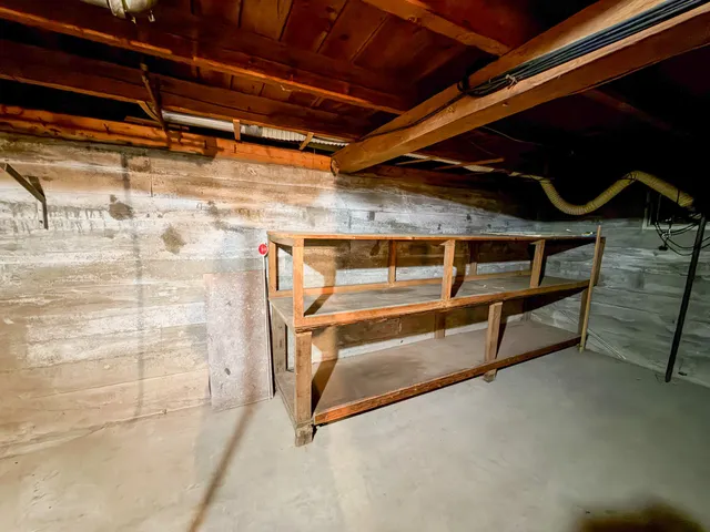 $80,000 | 10 Lindsay Street, Lincoln, ME 04457