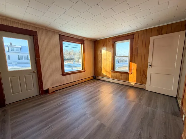 $80,000 | 10 Lindsay Street, Lincoln, ME 04457