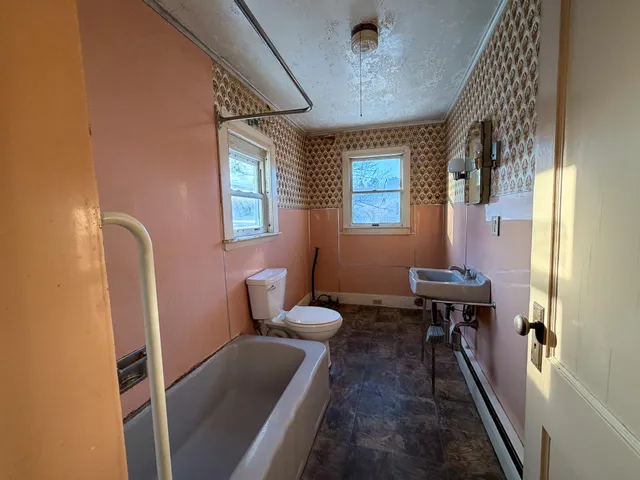 $80,000 | 10 Lindsay Street, Lincoln, ME 04457