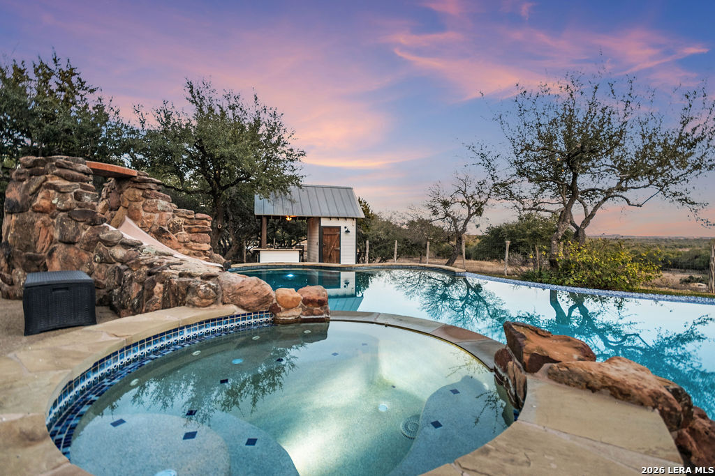 292 Fossil Ridge Boerne, TX 78006 - Photo 7 of 144