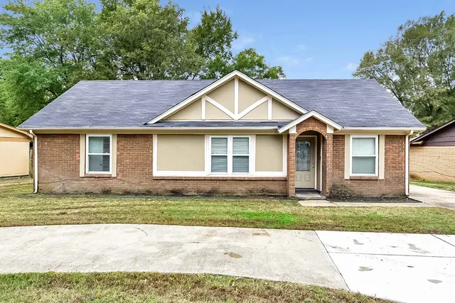 $1,320 | 3243 Holly Berry Drive, Memphis, TN 38118