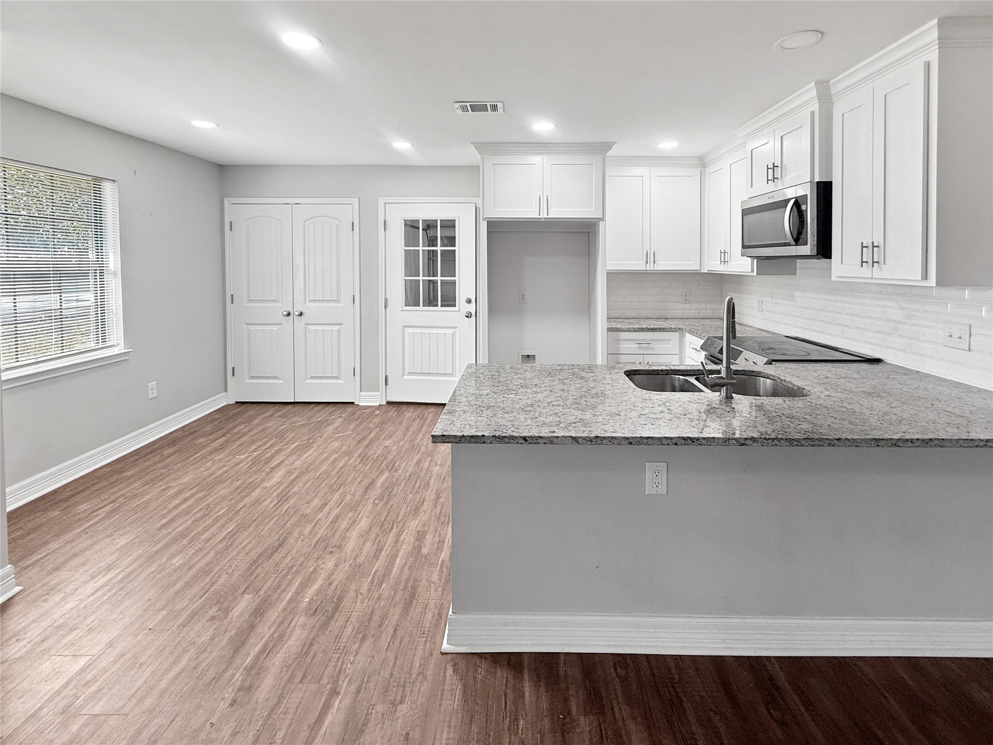 580 West Chance Cutoff Lumberton, TX 77657 - Photo 8 of 24