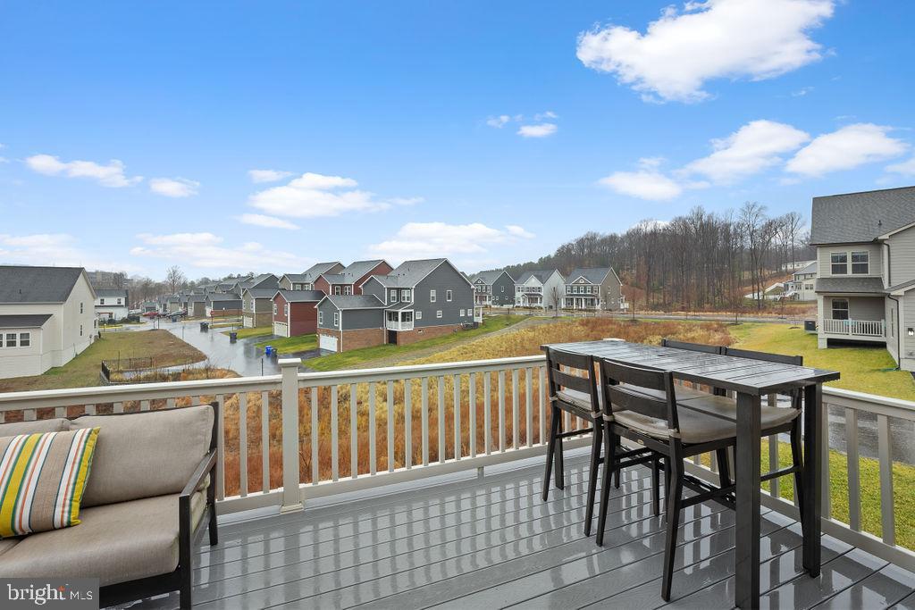 18040 Red Mulberry Road Dumfries, VA 22026 - Photo 32 of 46 DECK