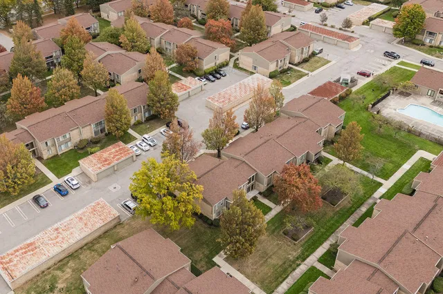 $180,000 | 16260 Mayfair Drive, Unit 102, Southfield, MI 48075