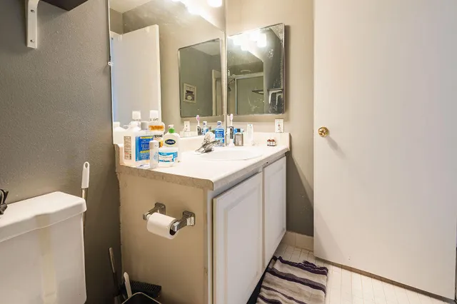 $180,000 | 16260 Mayfair Drive, Unit 102, Southfield, MI 48075