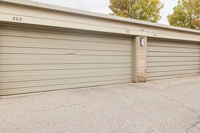 $180,000 | 16260 Mayfair Drive, Unit 102, Southfield, MI 48075