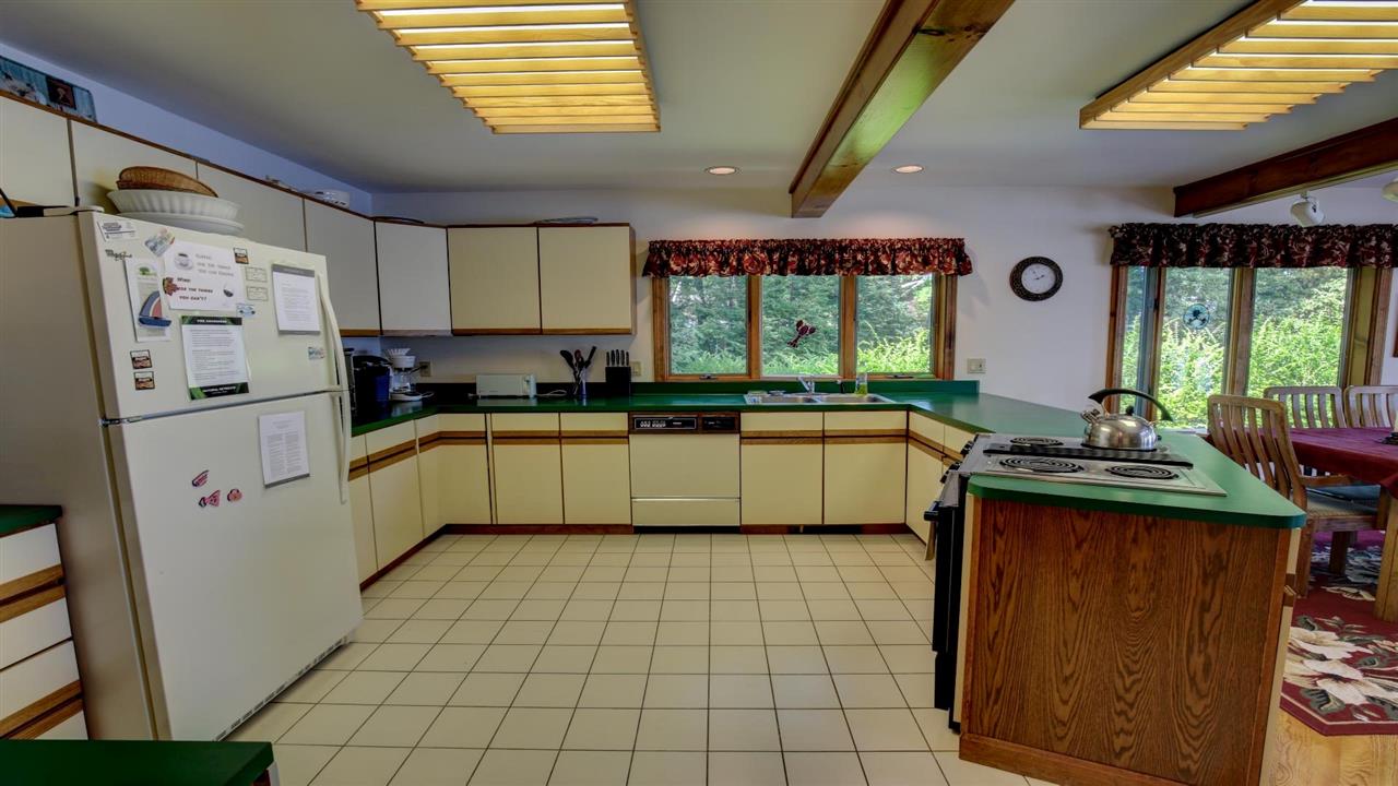 121 Dockham Shore Road Gilford, NH 03249 - Photo 18 of 40