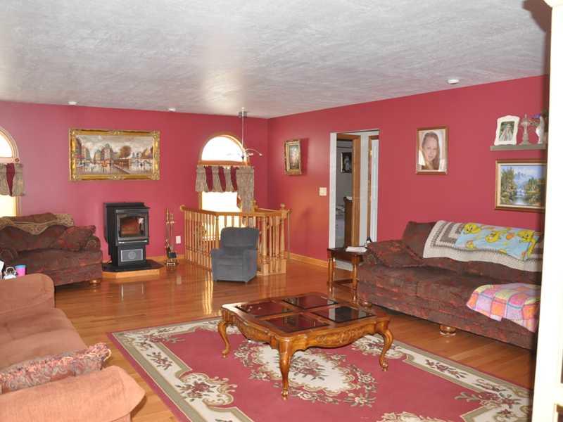209 Youkers Road Butler, PA 16001 - Photo 6 of 25 Living Room. Great decor is the focus of this spacious home...
