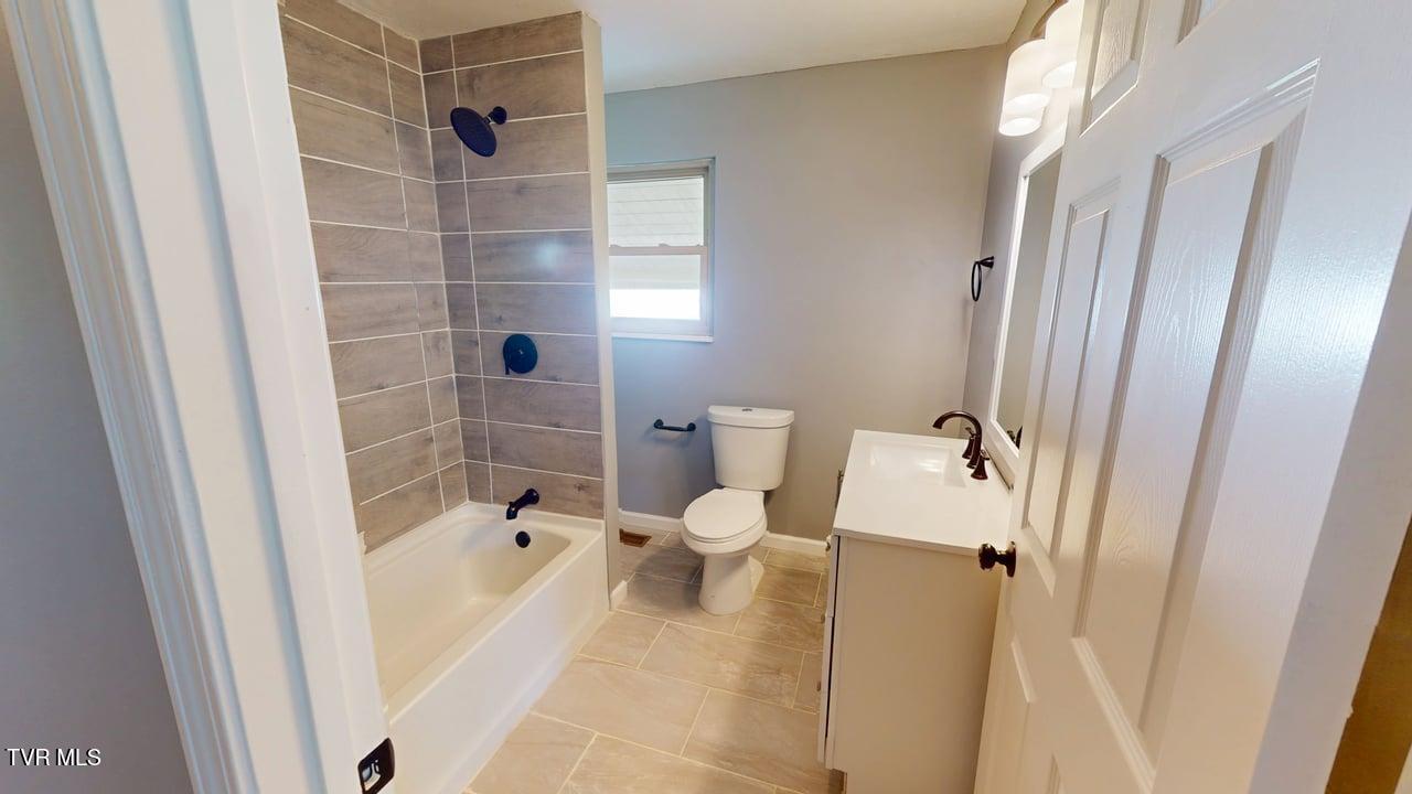 231 Guthries Gap Road Bulls Gap, TN 37711 - Photo 14 of 70 231-Guthries-Gap-Rd-JV-09192025_090942