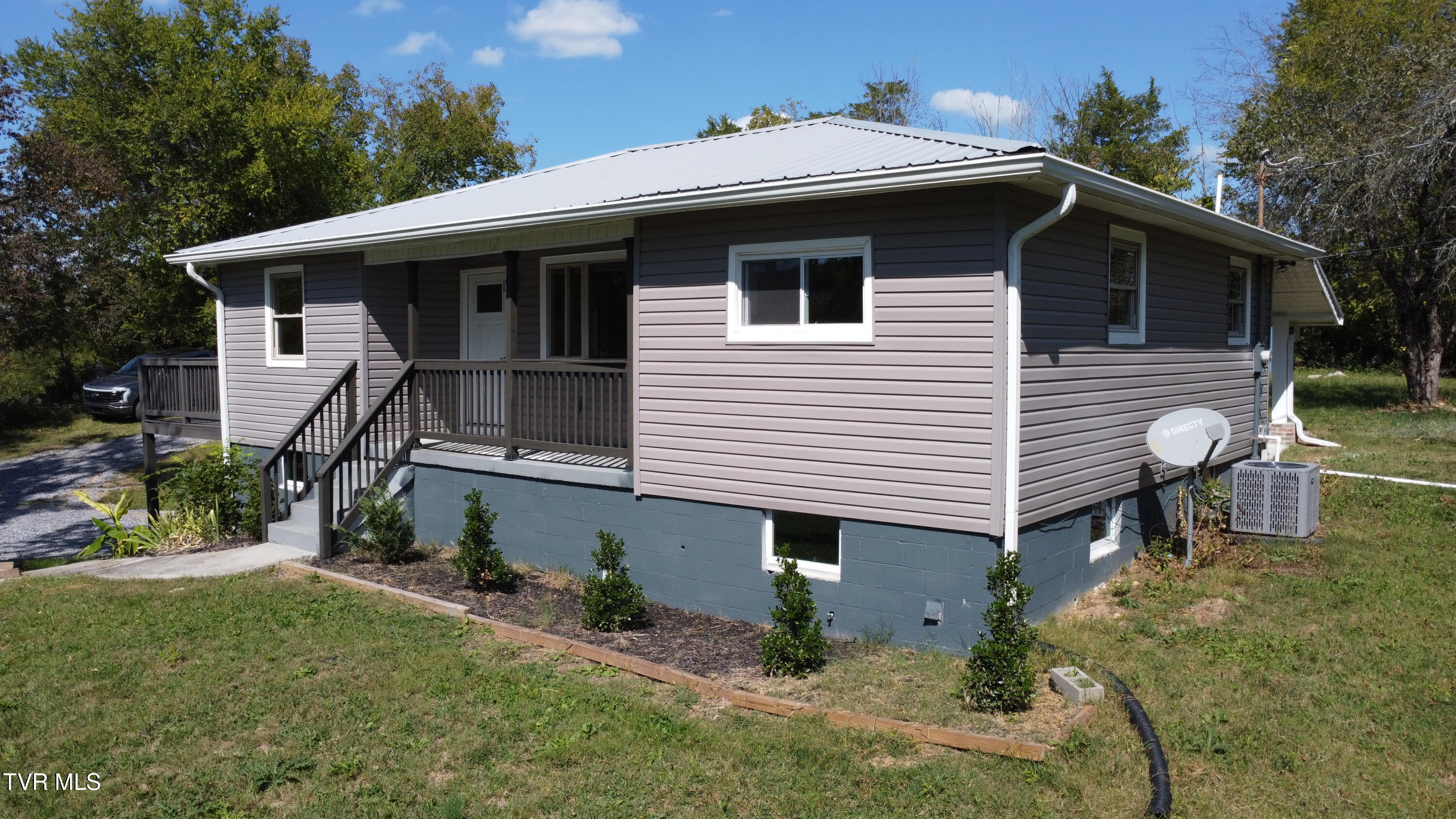 231 Guthries Gap Road Bulls Gap, TN 37711 - Photo 2 of 70 DJI_0039