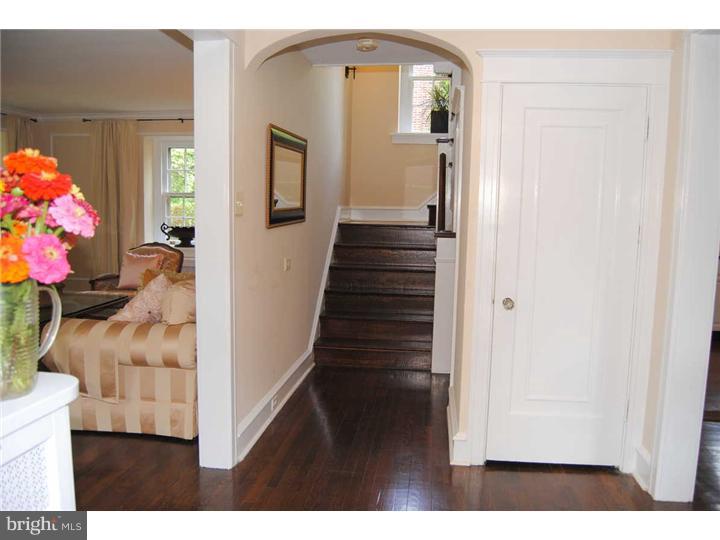 511 Putnam Road Merion Station, PA 19066 - Photo 2 of 12 Foyer
