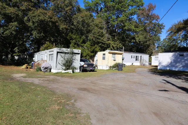 $725,000 | 5464 Dutton Avenue, North Charleston, SC 29406