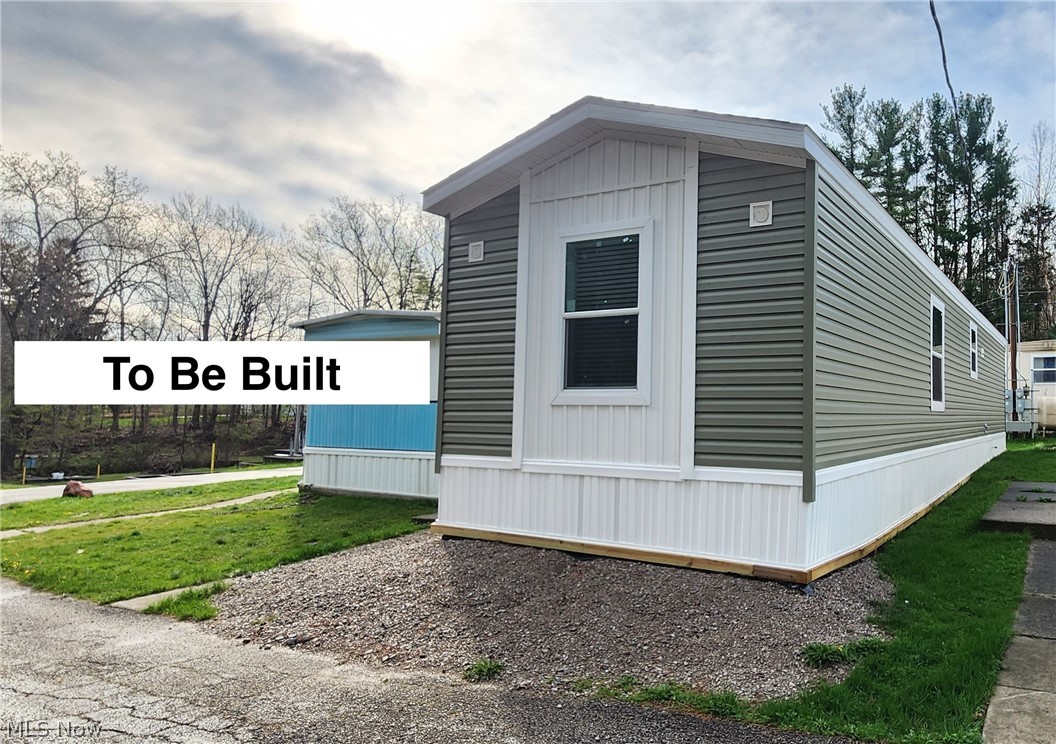 9735 Chillicothe Road, Unit 10 Willoughby, OH 44094 - Photo 2 of 20