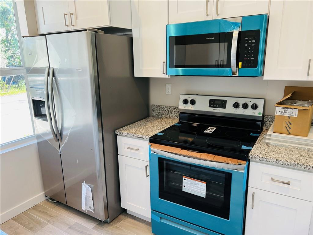 303 Foster Road, Unit 10 Hallandale Beach, FL 33009 - Photo 13 of 35 Photo 13