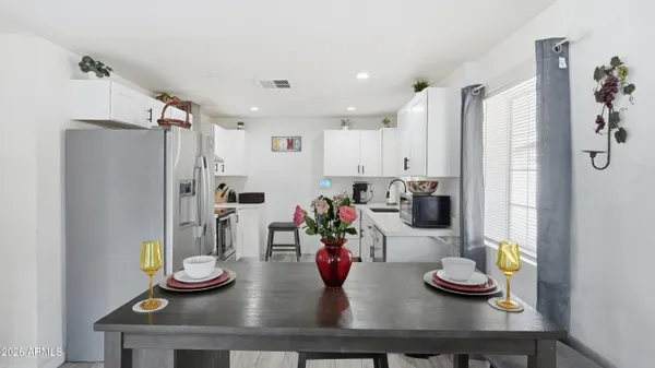 $654,900 | 1716 East Oak Street, Phoenix, AZ 85006