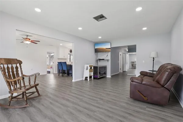 $459,000 | 1009 Black Knight Drive, Valrico, FL 33594